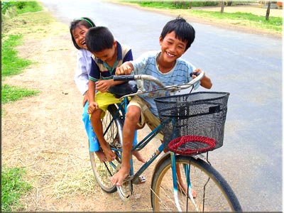 Vietnamese children smiling